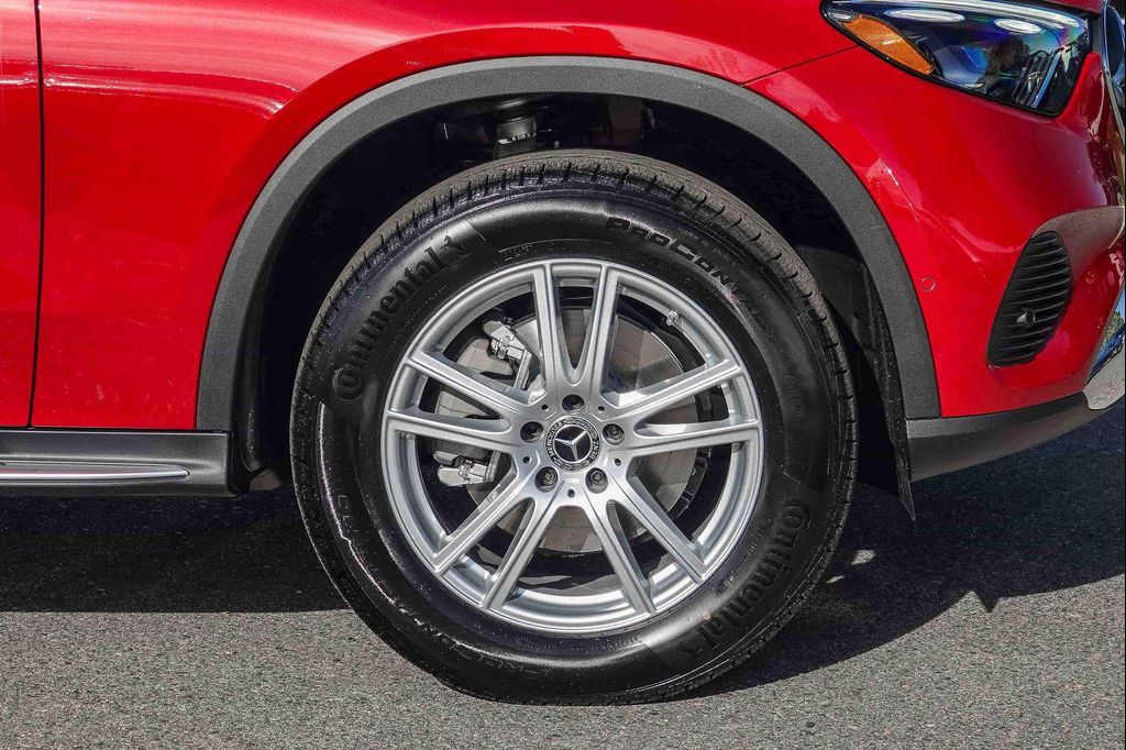 MERCEDES-BENZ GLC - 10