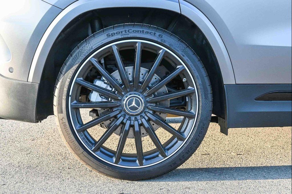 MERCEDES-BENZ GLA-CLASS AMG - 8