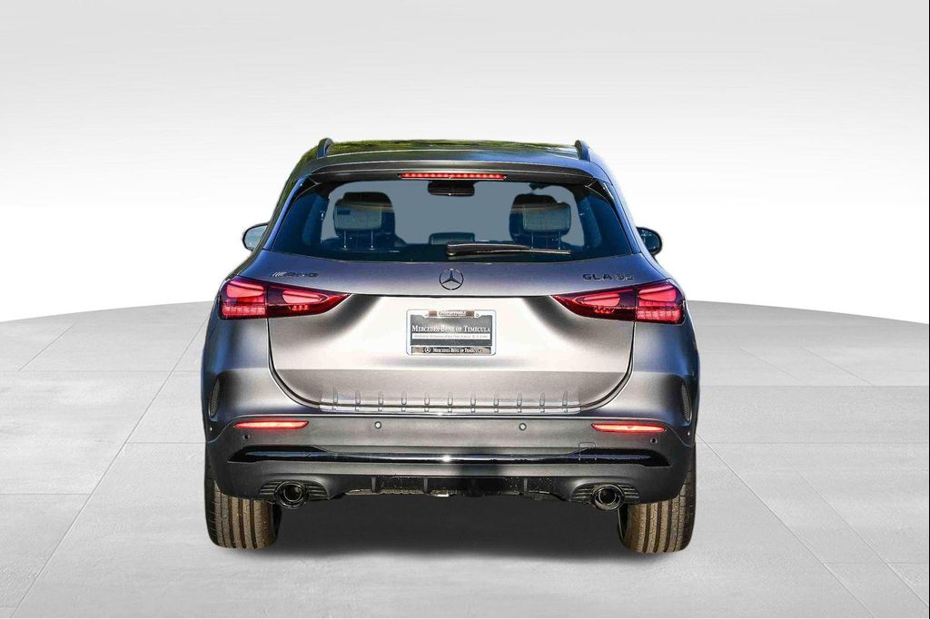 MERCEDES-BENZ GLA-CLASS AMG - 5