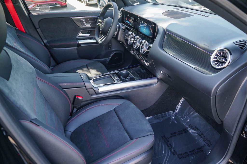 صورة مصغرة 15 لـ 2026 Mercedes-BENZ AMG GLA 35 4MATIC
