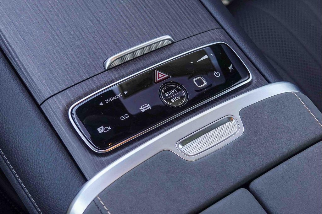 2026 Mercedes-BENZ EQS — миниатюра 22