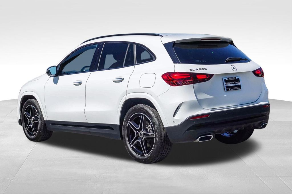 MERCEDES-BENZ GLA-CLASS - 5