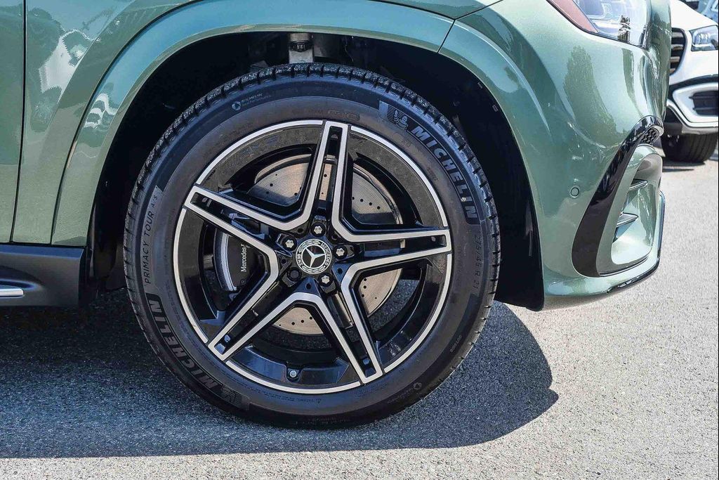 MERCEDES-BENZ GLS - 9