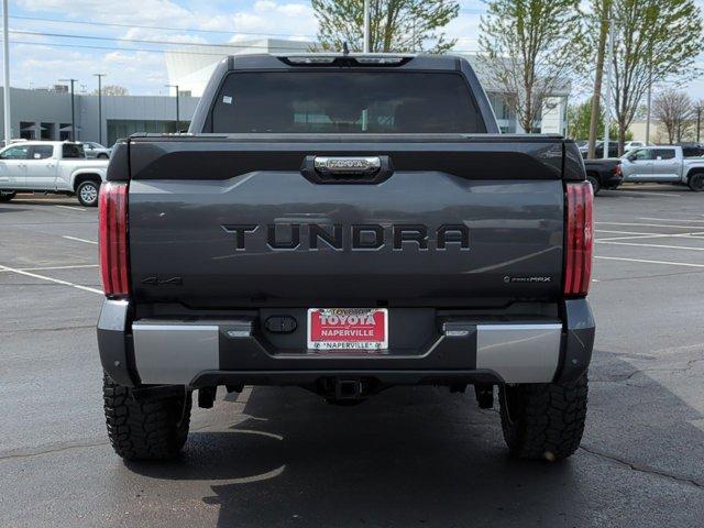 TOYOTA TUNDRA - 6
