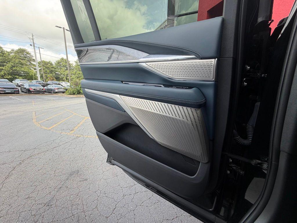 صورة مصغرة 37 لـ 2025 Cadillac ESCALADE IQ LUXURY 2