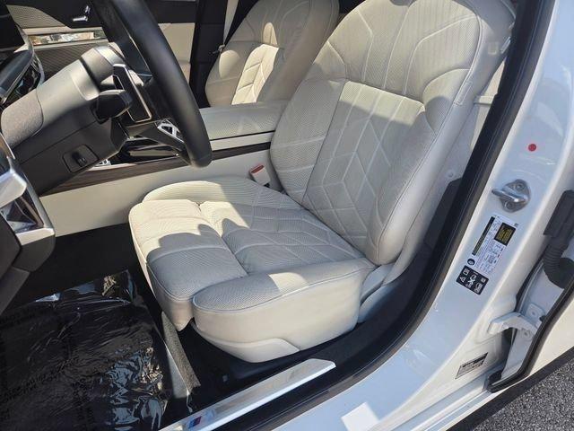 2025 BMW 760 XDRIVE 照片 8