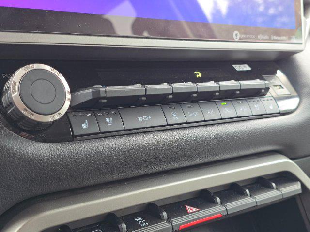 2022 Toyota TUNDRA HYBRID LIMITED 缩略图 32