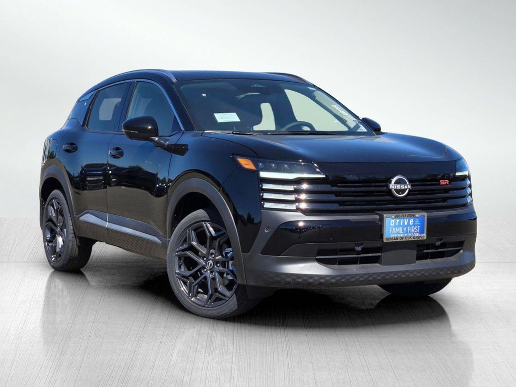 New 2026 Nissan Kicks SR