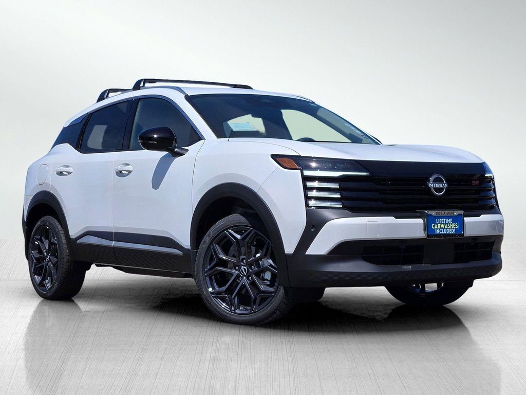 New 2026 Nissan Kicks SR