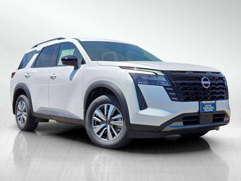 New 2026 Nissan Pathfinder SL