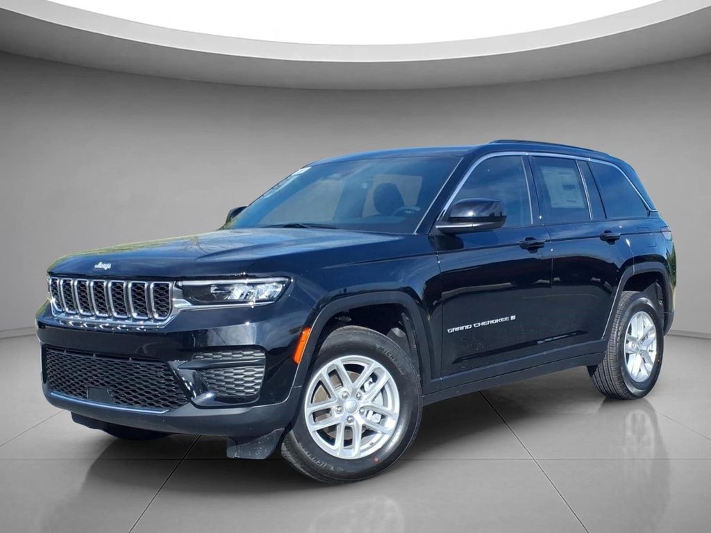 New 2026 Jeep Grand Cherokee L Laredo