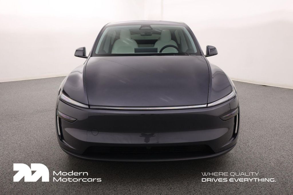 2026 Tesla MODEL Y LONG RANGE LAUNCH SERIES 缩略图 12