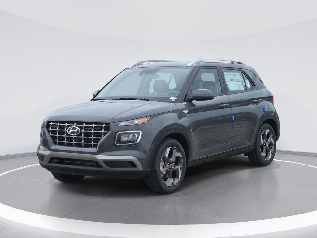 New 2026 Hyundai VENUE SEL