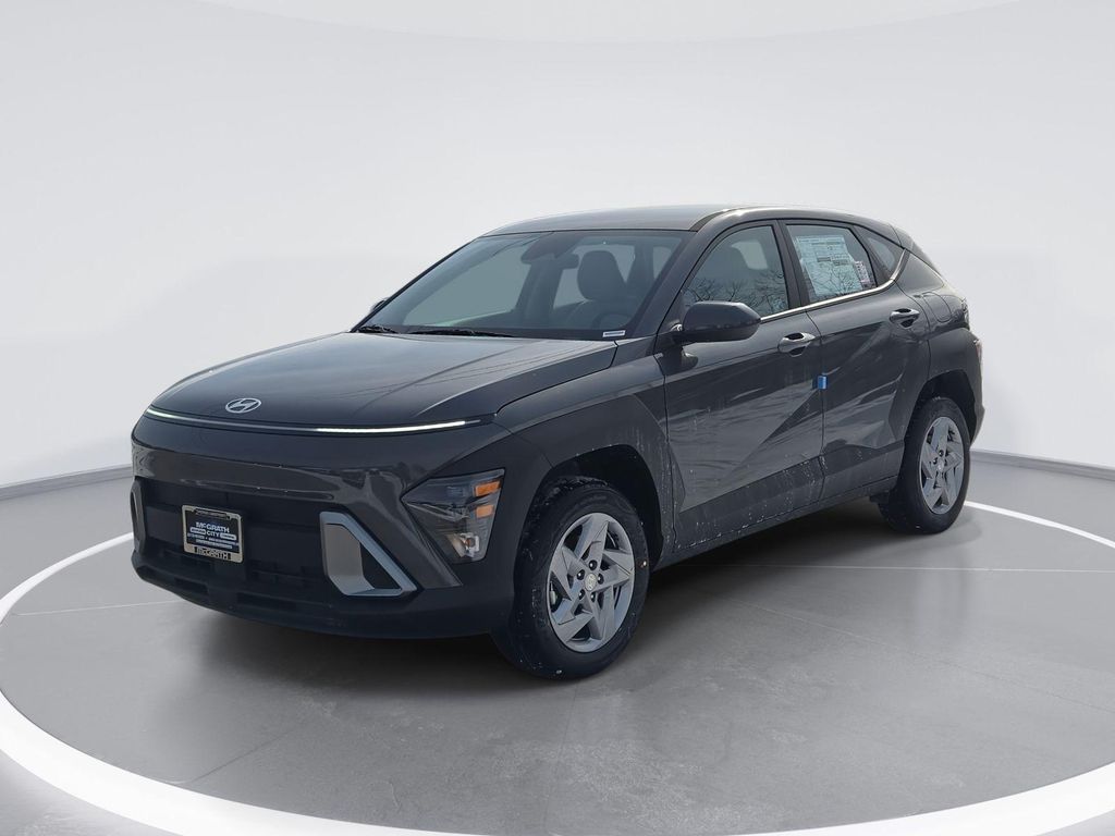 New 2026 Hyundai KONA SE