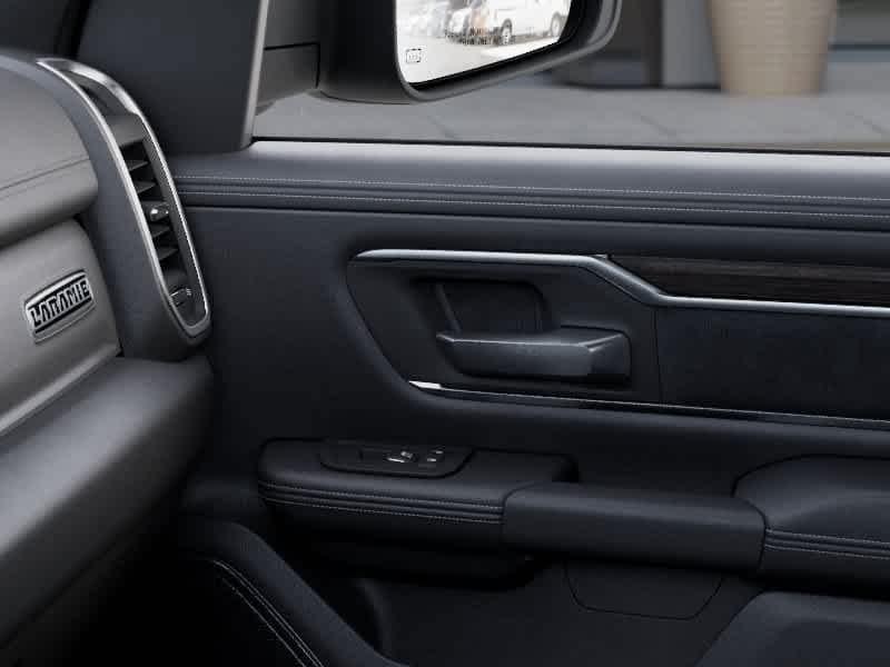 صورة مصغرة 25 لـ 2026 RAM 1500 LARAMIE