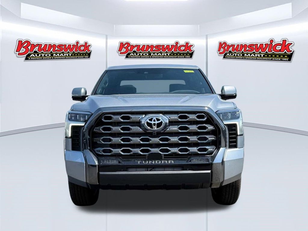 TOYOTA TUNDRA - 2