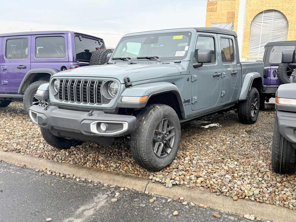 New 2026 Jeep Gladiator Sport S