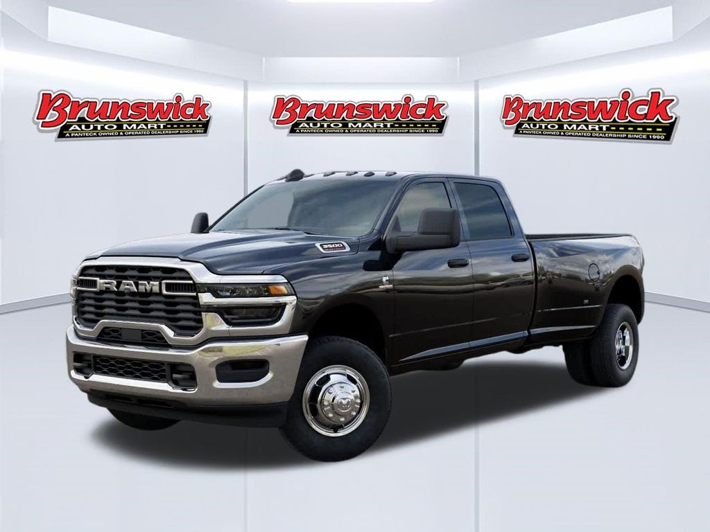 New 2026 RAM 3500 Tradesman Crew Cab 4x4 8' Box