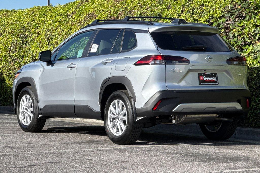 TOYOTA COROLLA CROSS - 6