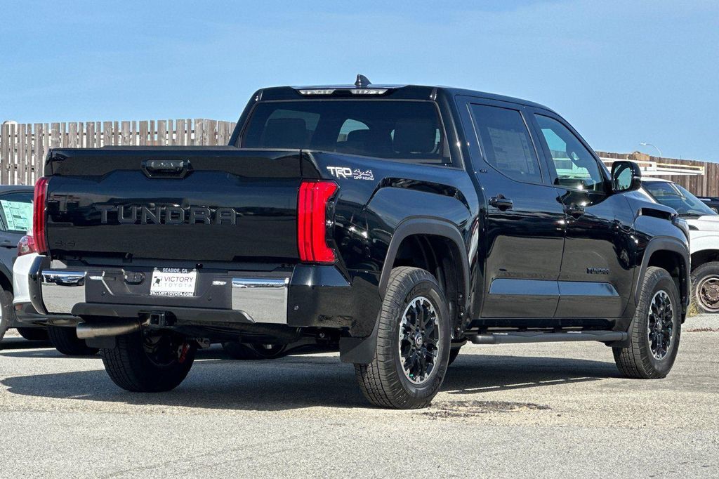 TOYOTA TUNDRA - 4