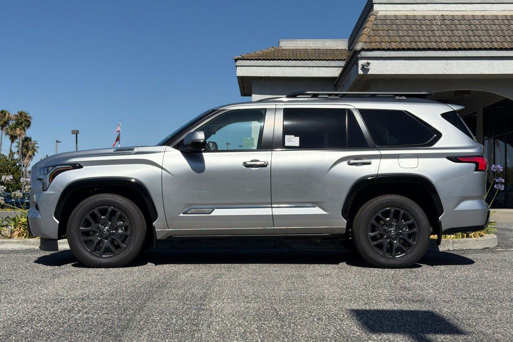 صورة 7 لـ 2026 Toyota SEQUOIA PLATINUM