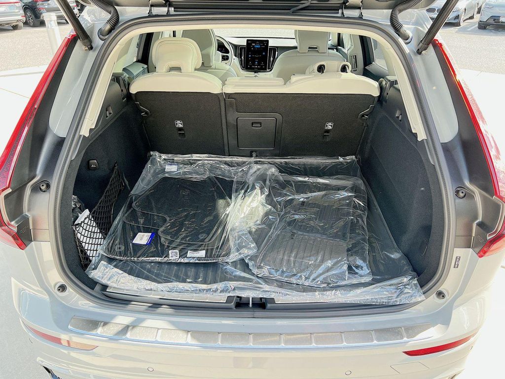 صورة مصغرة 31 لـ 2026 Volvo XC60 B5 ULTRA