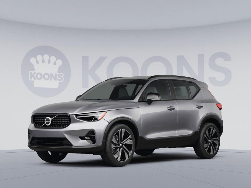 New 2026 Volvo XC40 Plus, B5 AWD Gas (mild hybrid), Dark