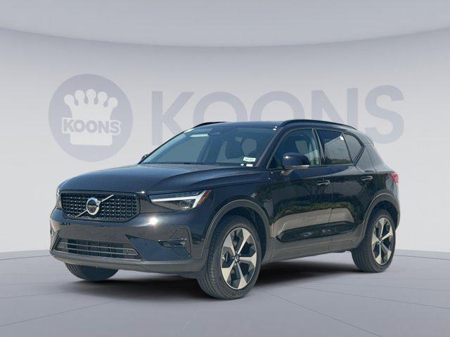 New 2026 Volvo XC40 Plus, B5 AWD Gas (mild hybrid), Dark