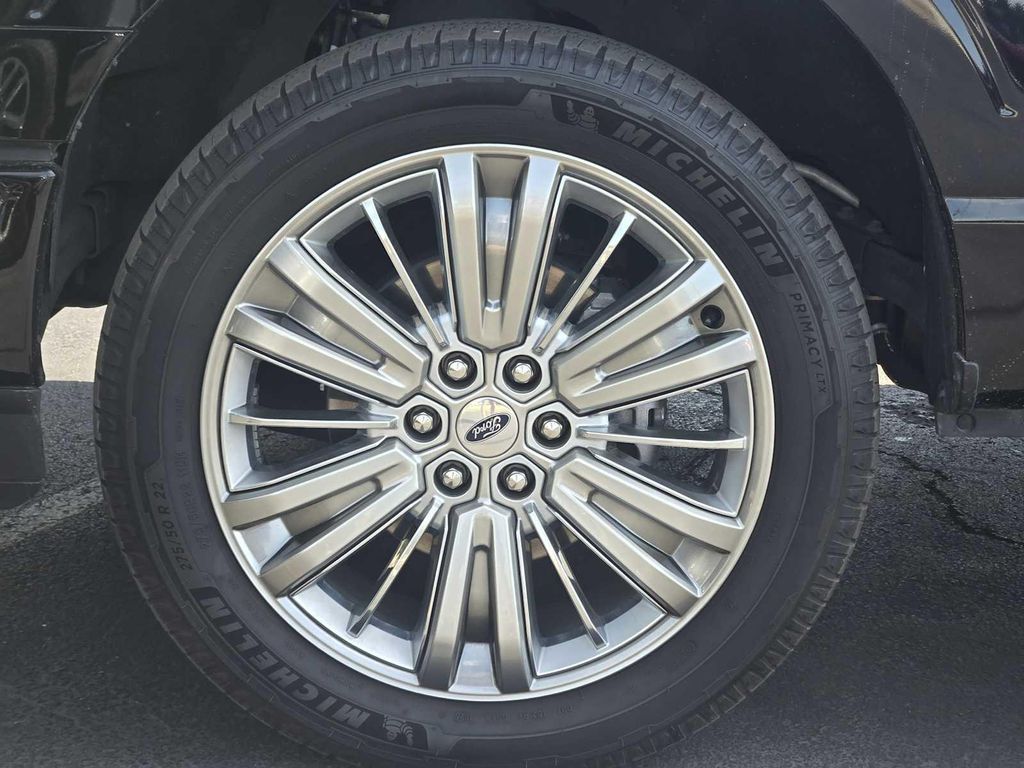 FORD F-150 PLATINUM - 10