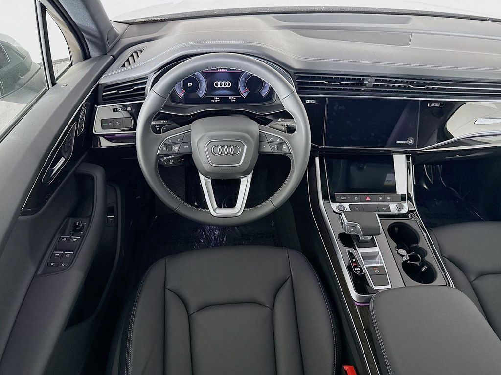 صورة مصغرة 24 لـ 2026 AUDI Q7 45 PREMIUM