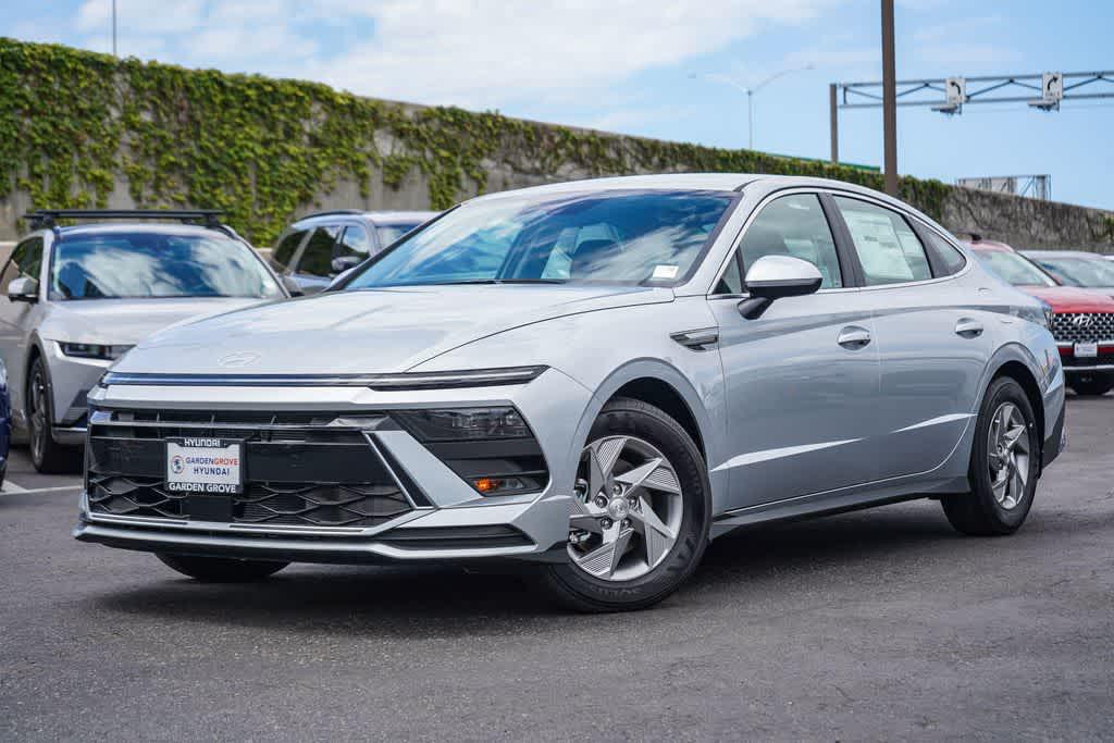 New 2026 Hyundai SONATA SE