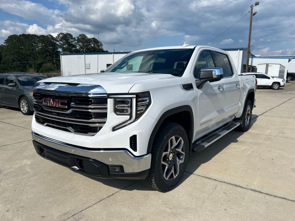 New 2026 GMC Sierra 1500 SLT