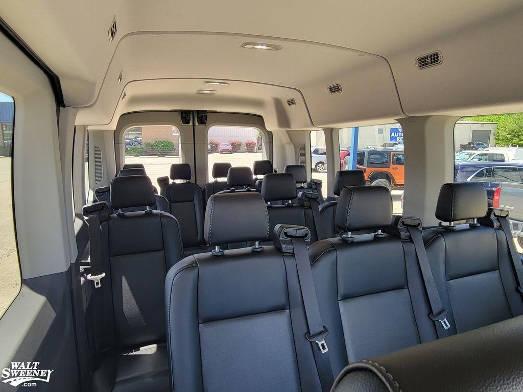 صورة 10 لـ 2024 FORD TRANSIT-350 XL