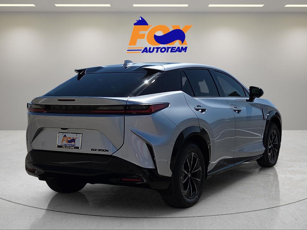 2026 Lexus RZ 350E PREMIUM — фото 4