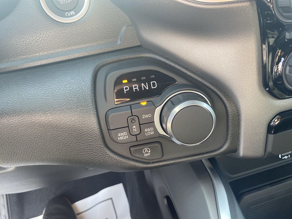 2026 RAM 1500 EXPRESS 缩略图 15