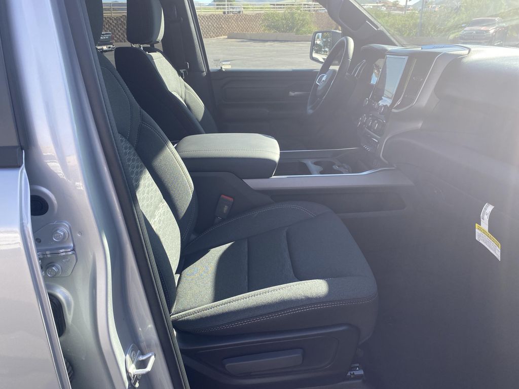 2026 RAM 1500 EXPRESS 缩略图 22