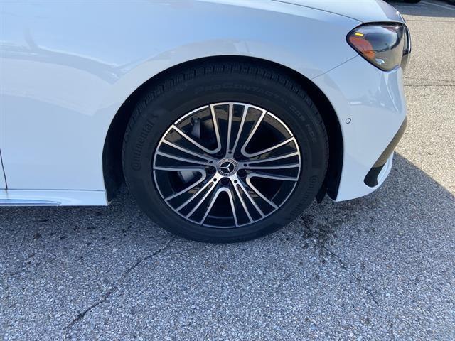 MERCEDES-BENZ E-CLASS - 10