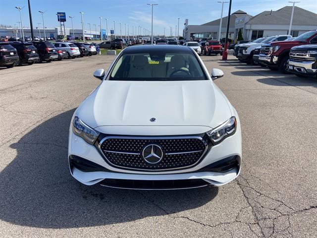 MERCEDES-BENZ E-CLASS - 7