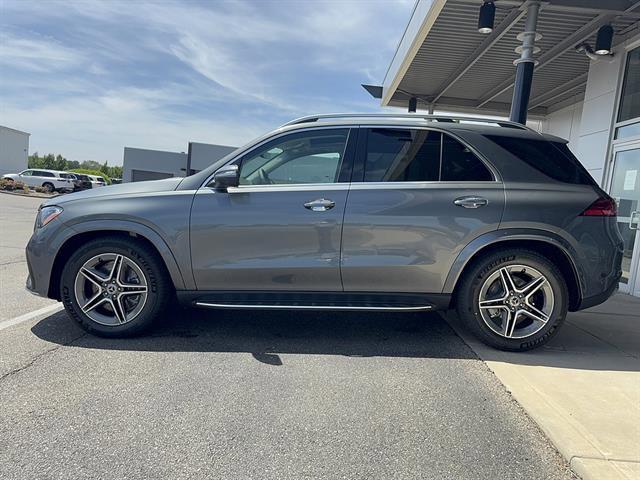 2026 Mercedes-BENZ GLE — миниатюра 18