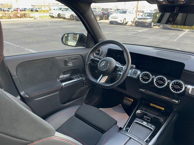2025 Mercedes-BENZ GLB 缩略图 11