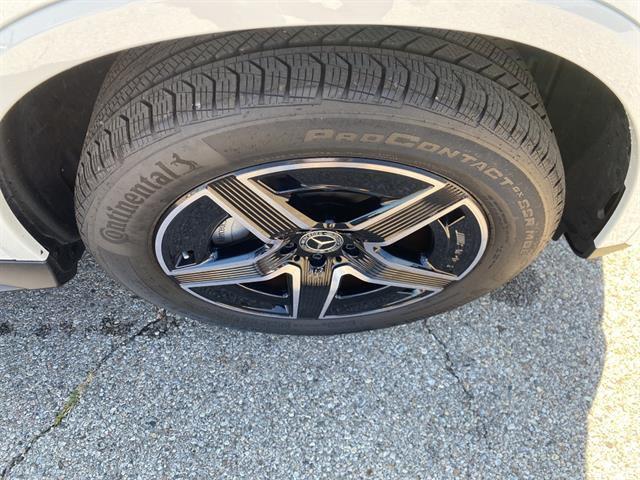 MERCEDES-BENZ GLC - 10