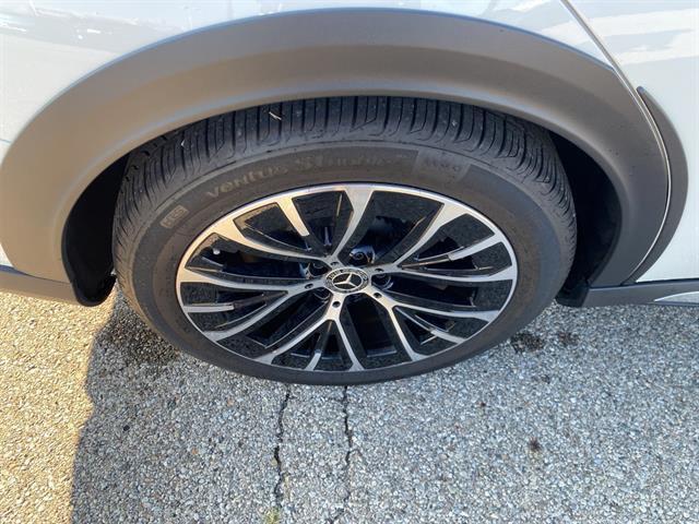 MERCEDES-BENZ E-CLASS - 9