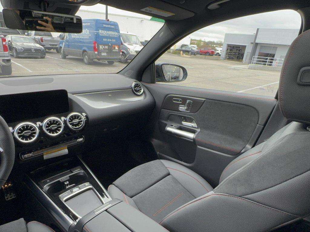 2026 Mercedes-BENZ GLA 缩略图 12
