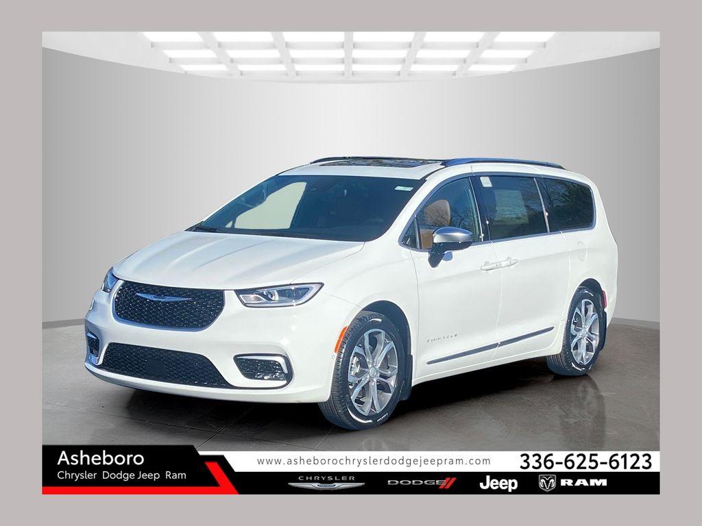 New 2026 Chrysler Pacifica Pinnacle