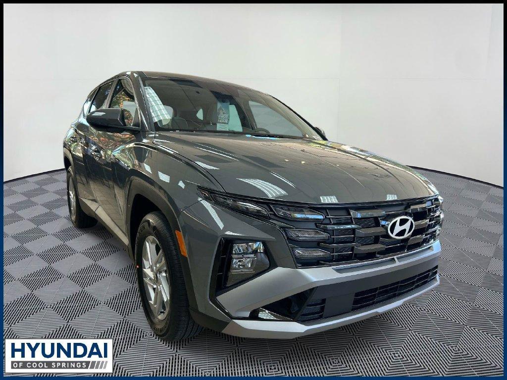 New 2026 Hyundai TUCSON SE