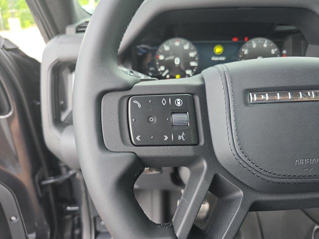 صورة 32 لـ 2025 LAND Rover DEFENDER P525 V8