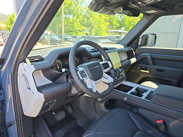 صورة مصغرة 22 لـ 2026 LAND Rover DEFENDER P400 X-DYNAMIC SE