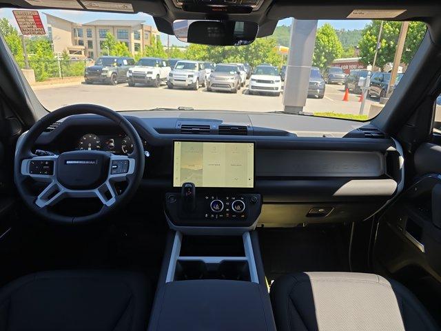 صورة مصغرة 17 لـ 2026 LAND Rover DEFENDER P400 X-DYNAMIC SE