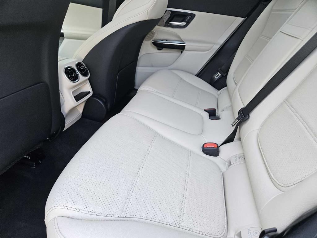 2025 Mercedes-BENZ GLC 缩略图 22