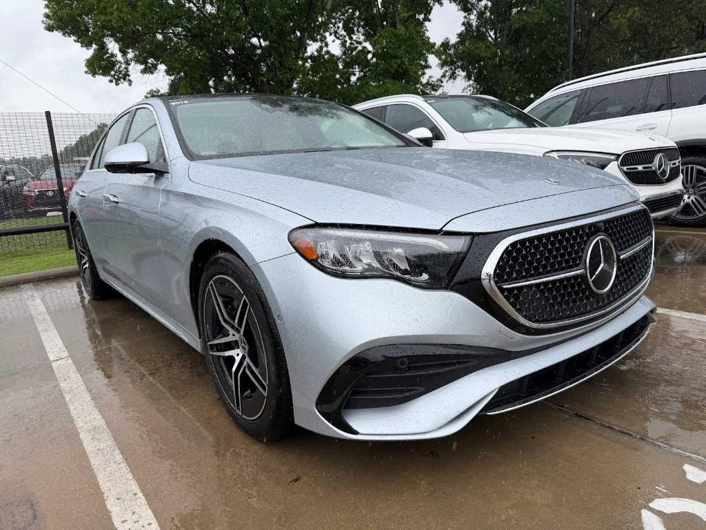 MERCEDES-BENZ E-CLASS - 3
